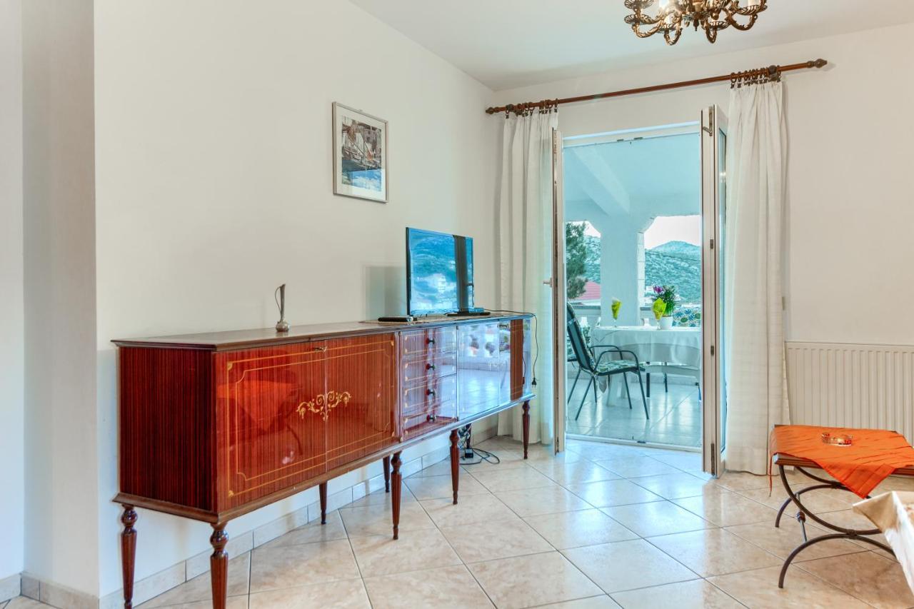 Villa Vittorio Seget Vranjica Buitenkant foto