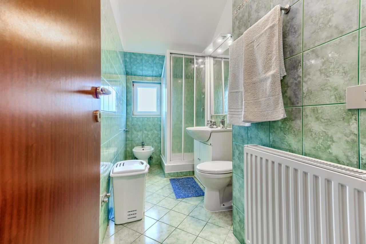 Villa Vittorio Seget Vranjica Buitenkant foto
