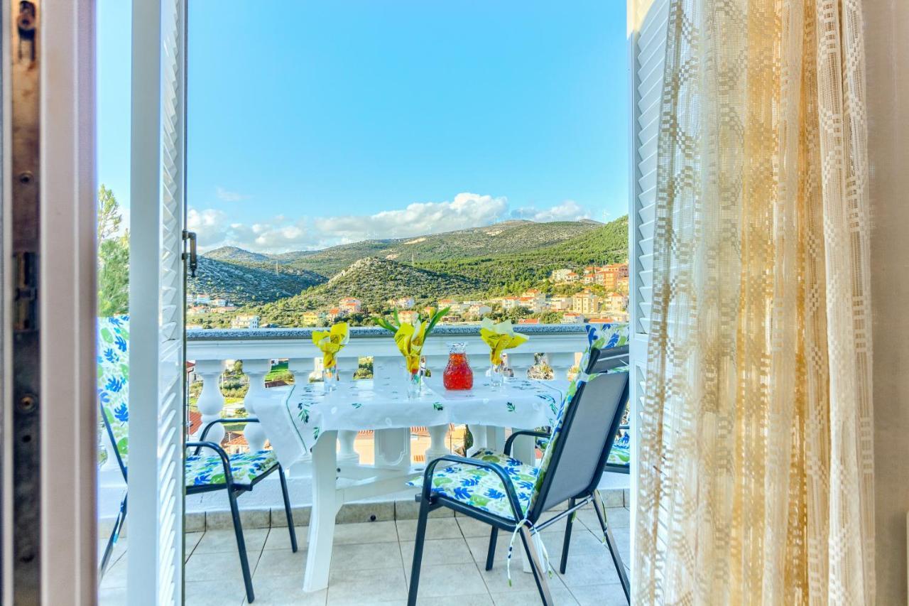 Villa Vittorio Seget Vranjica Buitenkant foto